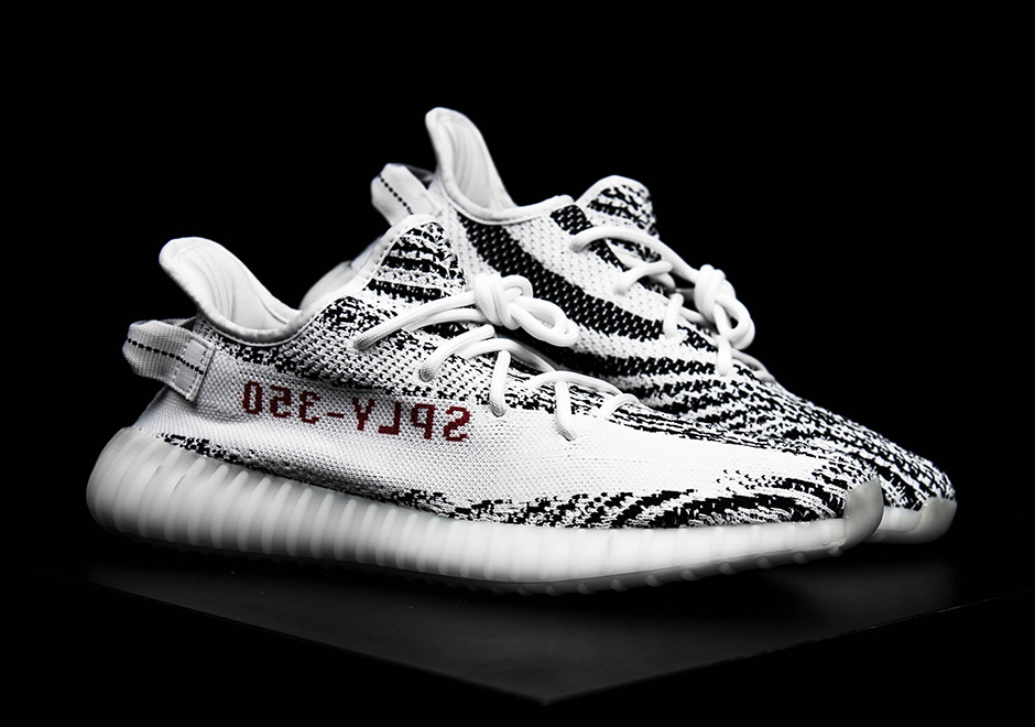 adidas yeezy boost 350 v2 zebra